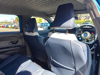 ALPINE A290 52kWh GTS Hatchback 5dr Electric Auto (220 ps)