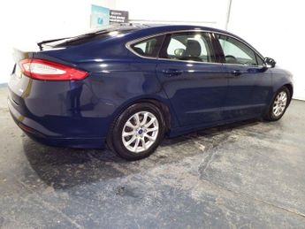 FORD MONDEO 1.5 TDCi ECOnetic Zetec Hatchback 5dr Diesel Manual Euro 6 (s/s)