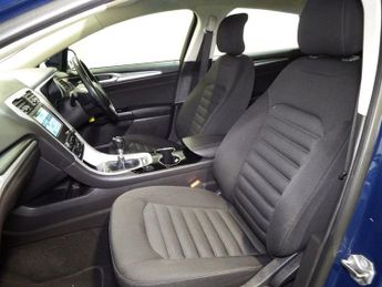 FORD MONDEO 1.5 TDCi ECOnetic Zetec Hatchback 5dr Diesel Manual Euro 6 (s/s)