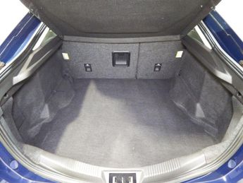 FORD MONDEO 1.5 TDCi ECOnetic Zetec Hatchback 5dr Diesel Manual Euro 6 (s/s)