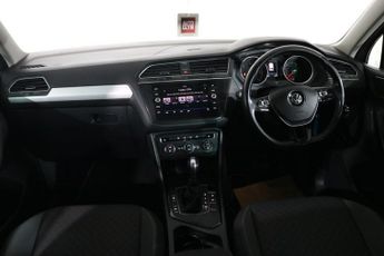 VOLKSWAGEN TIGUAN 2.0 TDI SE SUV 5dr Diesel DSG Euro 6 (s/s) (150 ps)