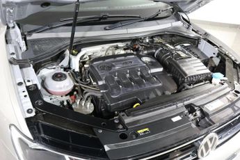 VOLKSWAGEN TIGUAN 2.0 TDI SE SUV 5dr Diesel DSG Euro 6 (s/s) (150 ps)