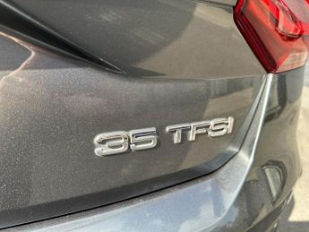 AUDI Q2 1.5 TFSI CoD 35 S line SUV 5dr Petrol Manual Euro 6 (s/s) (150 p