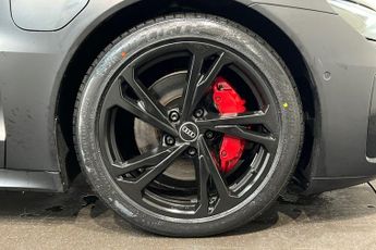 AUDI E-TRON GT 93.4kWh Saloon 4dr Electric Auto quattro (476 ps) Panoramic Glas