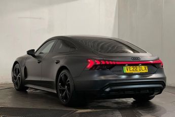 AUDI E-TRON GT 93.4kWh Saloon 4dr Electric Auto quattro (476 ps) Panoramic Glas