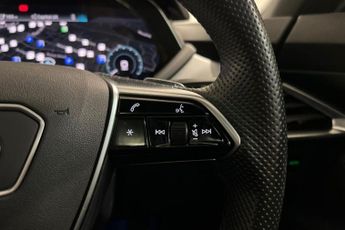 AUDI E-TRON GT 93.4kWh Saloon 4dr Electric Auto quattro (476 ps) Panoramic Glas