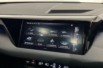 AUDI E-TRON GT 93.4kWh Saloon 4dr Electric Auto quattro (476 ps) Panoramic Glas