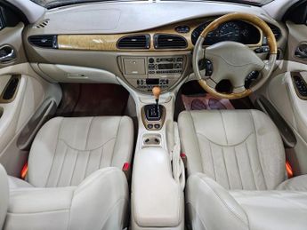 JAGUAR S-TYPE 3.0 V6 SE Saloon 4dr Petrol Automatic (285 g/km, 240 bhp)