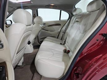 JAGUAR S-TYPE 3.0 V6 SE Saloon 4dr Petrol Automatic (285 g/km, 240 bhp)