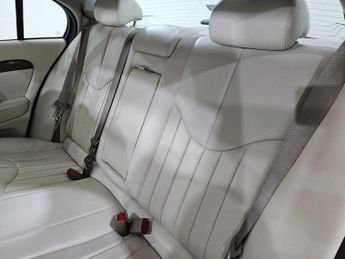 JAGUAR S-TYPE 3.0 V6 SE Saloon 4dr Petrol Automatic (285 g/km, 240 bhp)