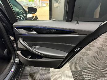 BMW 5 SERIES 2.0 530e 9.2kWh M Sport Saloon 4dr Petrol Plug-in Hybrid Auto Eu