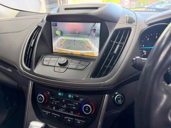 FORD KUGA 2.0 TDCi Vignale SUV 5dr Diesel Powershift AWD Euro 6 (s/s) (180