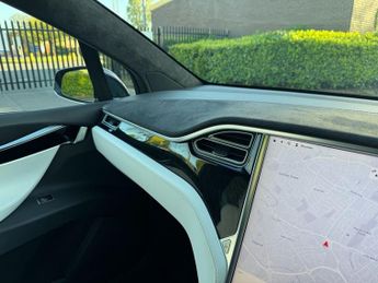 TESLA MODEL X 90D (Dual Motor) SUV 5dr Electric Auto 4WDE (417 bhp)