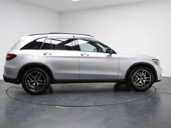 MERCEDES-BENZ GLC 2.0 GLC250 AMG Night Edition SUV 5dr Petrol G-Tronic+ 4MATIC Eur