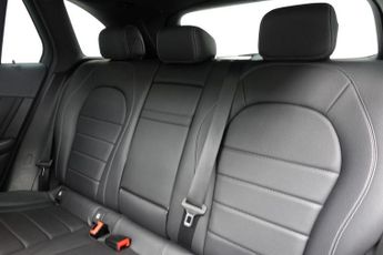 MERCEDES-BENZ GLC 2.0 GLC250 AMG Night Edition SUV 5dr Petrol G-Tronic+ 4MATIC Eur