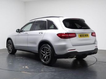 MERCEDES-BENZ GLC 2.0 GLC250 AMG Night Edition SUV 5dr Petrol G-Tronic+ 4MATIC Eur