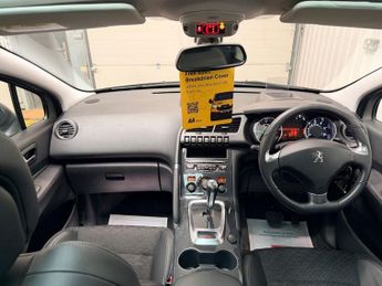 PEUGEOT 3008 1.6 e-HDi Allure SUV 5dr Diesel EGC Euro 5 (s/s) (115 ps)