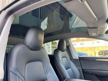 TESLA MODEL Y (Dual Motor) Long Range SUV 5dr Electric Auto 4WDE (384 bhp)