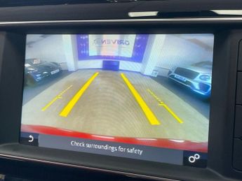 JAGUAR XE 2.0d R-Sport Saloon 4dr Diesel Auto Euro 6 (s/s) (180 ps)