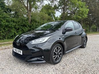 TOYOTA YARIS 1.5 VVT-h Design Hatchback 5dr Petrol Hybrid E-CVT Euro 6 (s/s) 