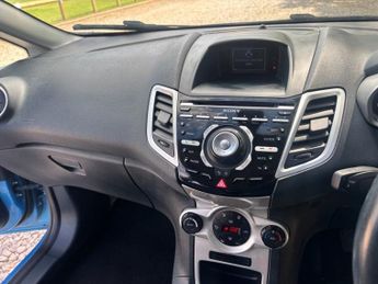 FORD FIESTA 1.4 Titanium Hatchback 5dr Petrol Manual (133 g/km, 94 bhp)