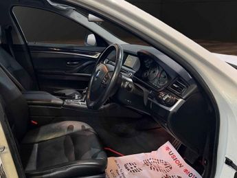 BMW 5 SERIES 2.0 525d SE Touring 5dr Diesel Auto Euro 5 (s/s) (218 ps)