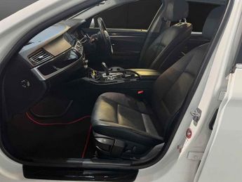 BMW 5 SERIES 2.0 525d SE Touring 5dr Diesel Auto Euro 5 (s/s) (218 ps)