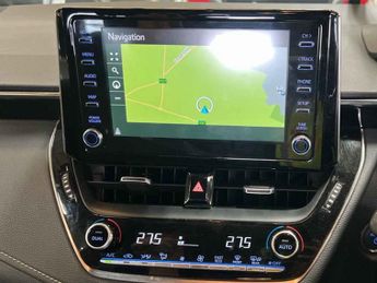 TOYOTA COROLLA 1.8 VVT-h Design Touring Sports 5dr Petrol Hybrid CVT Euro 6 (s/