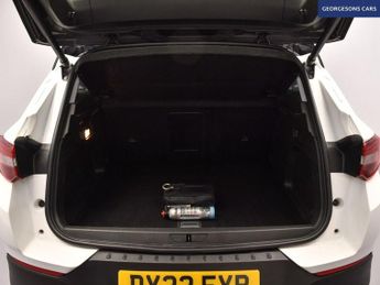 VAUXHALL GRANDLAND X 1.6 13.2kWh Business Edition Nav Premium SUV 5dr Petrol Plug-in 