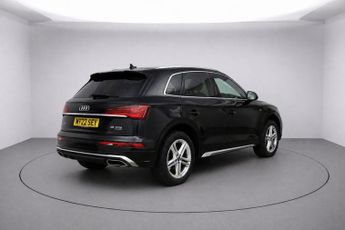 AUDI Q5 2.0 TFSI 45 S line SUV 5dr Petrol S Tronic quattro Euro 6 (s/s) 