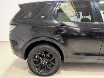 LAND ROVER DISCOVERY SPORT 2.0 TD4 HSE SUV 5dr Diesel Auto 4WD Euro 6 (s/s) (180 ps)