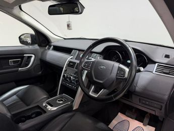 LAND ROVER DISCOVERY SPORT 2.0 TD4 HSE SUV 5dr Diesel Auto 4WD Euro 6 (s/s) (180 ps)