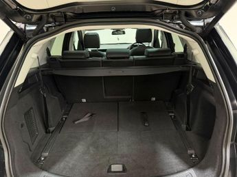 LAND ROVER DISCOVERY SPORT 2.0 TD4 HSE SUV 5dr Diesel Auto 4WD Euro 6 (s/s) (180 ps)