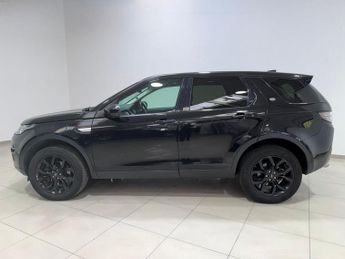 LAND ROVER DISCOVERY SPORT 2.0 TD4 HSE SUV 5dr Diesel Auto 4WD Euro 6 (s/s) (180 ps)