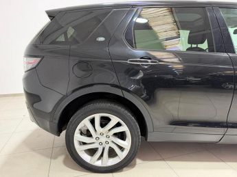 LAND ROVER DISCOVERY SPORT 2.0 TD4 HSE Luxury SUV 5dr Diesel Auto 4WD Euro 6 (s/s) (180 ps)