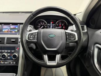 LAND ROVER DISCOVERY SPORT 2.0 TD4 HSE Luxury SUV 5dr Diesel Auto 4WD Euro 6 (s/s) (180 ps)
