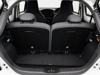 TOYOTA AYGO X 1.0 VVT-i Pure Hatchback 5dr Petrol x-shift Euro 6 (s/s) (72 ps)