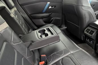 CITROEN e-C4 50kWh Shine Plus Hatchback 5dr Electric Auto (7.4kW Charger) (13