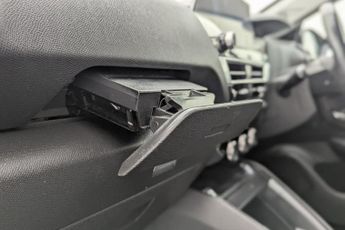 CITROEN e-C4 50kWh Shine Plus Hatchback 5dr Electric Auto (7.4kW Charger) (13