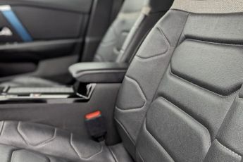 CITROEN e-C4 50kWh Shine Plus Hatchback 5dr Electric Auto (7.4kW Charger) (13