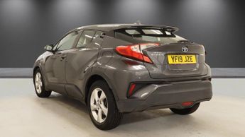 TOYOTA C-HR 1.8 VVT-h Icon SUV 5dr Petrol Hybrid CVT Euro 6 (s/s) (122 ps)