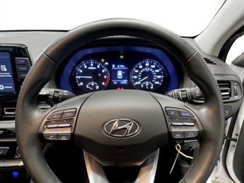 HYUNDAI I30 1.0 T-GDi MHEV SE Connect Hatchback 5dr Petrol Hybrid DCT Euro 6