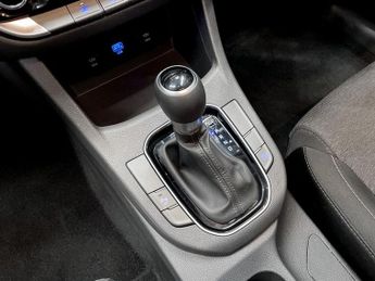 HYUNDAI I30 1.0 T-GDi MHEV SE Connect Hatchback 5dr Petrol Hybrid DCT Euro 6