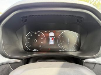 VOLVO XC60 2.0 D4 Momentum SUV 5dr Diesel Auto AWD Euro 6 (s/s) (190 ps)