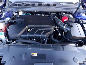 FORD MONDEO 2.0 TDCi Zetec Hatchback 5dr Diesel Manual Euro 6 (s/s) (150 ps)
