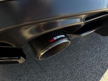 VOLKSWAGEN GOLF 2.0 TSI GTI Clubsport Hatchback 5dr Petrol DSG Euro 6 (s/s) (300