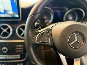 MERCEDES-BENZ A CLASS 2.1 A200d Sport (Premium) Hatchback 5dr Diesel 7G-DCT Euro 6 (s/