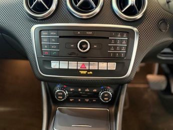 MERCEDES-BENZ A-CLASS 2.1 A200d Sport (Premium) Hatchback 5dr Diesel 7G-DCT Euro 6 (s/
