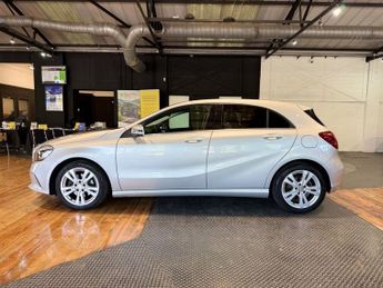 MERCEDES-BENZ A-CLASS 2.1 A200d Sport (Premium) Hatchback 5dr Diesel 7G-DCT Euro 6 (s/