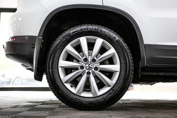 VOLKSWAGEN TIGUAN 2.0 TDI BlueMotion Tech Match SUV 5dr Diesel DSG 4WD Euro 6 (s/s